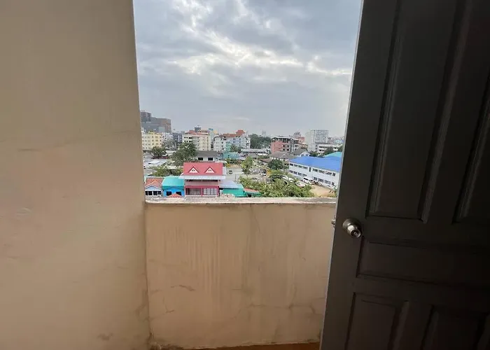 Rooftop Room In We Residence
